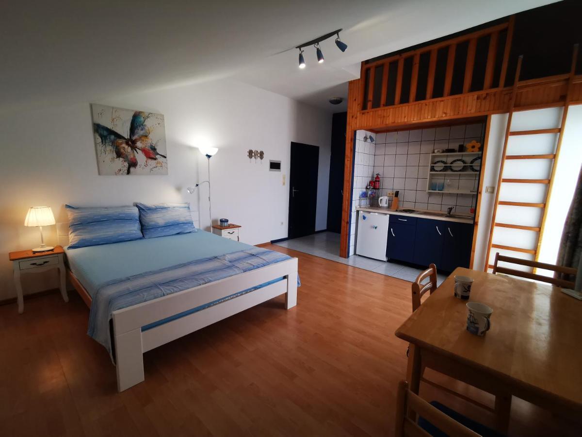 Boutique Apartments Julija فوديس المظهر الخارجي الصورة