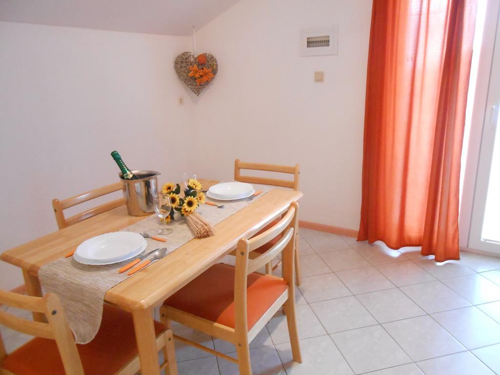 Boutique Apartments Julija فوديس الغرفة الصورة