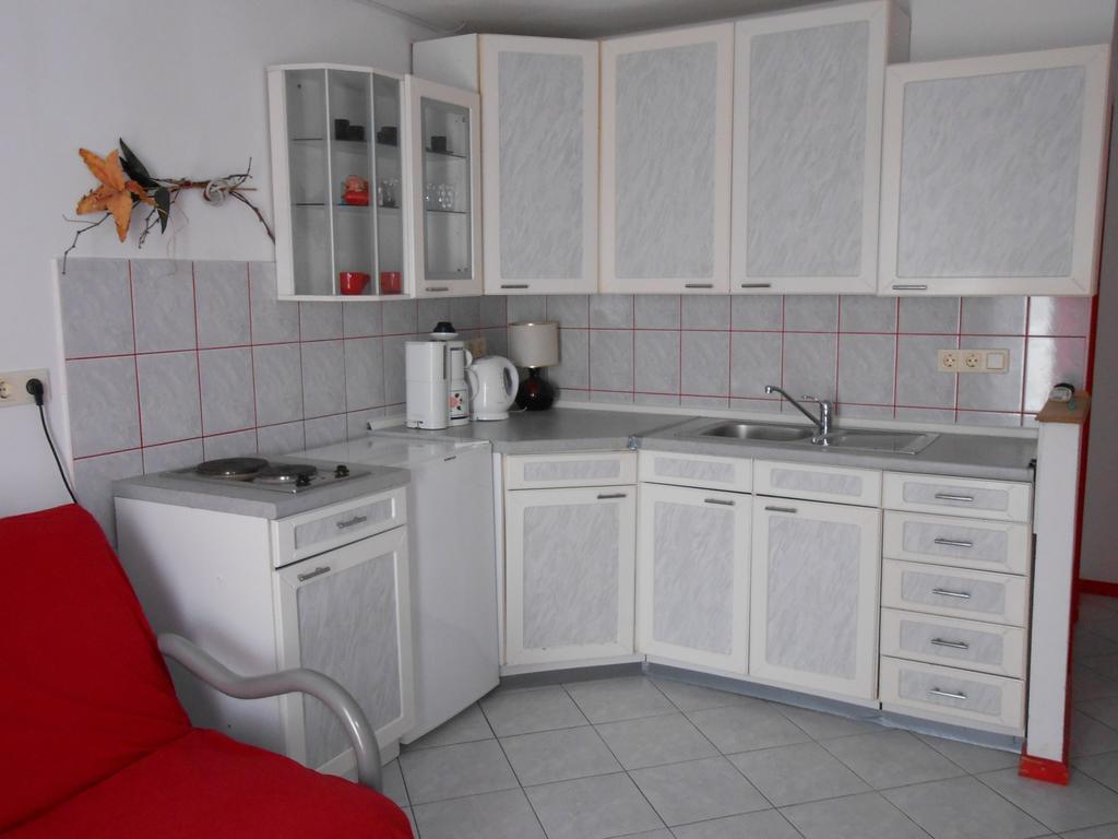 Boutique Apartments Julija فوديس الغرفة الصورة